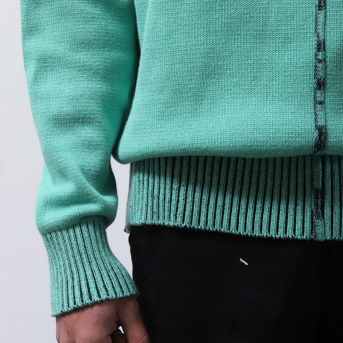 Stem Pullover